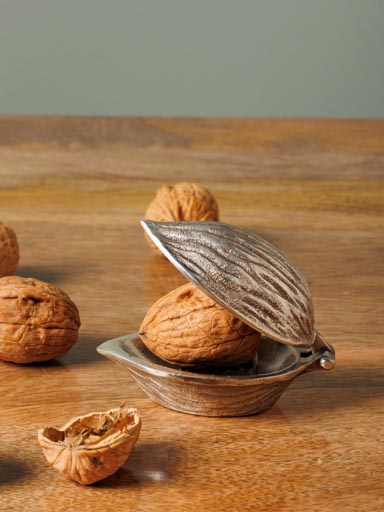 Nut cracker Noix