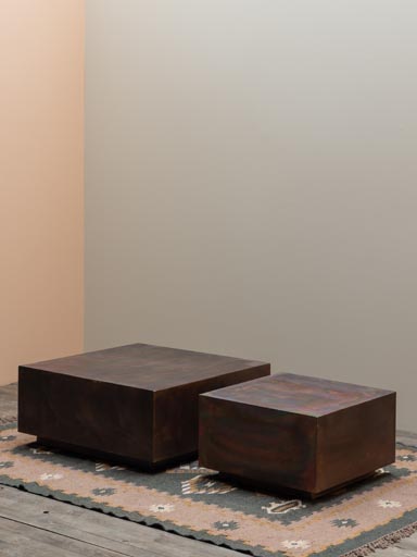 S/2 nesting rusty coffee tables Square