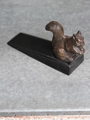 Squirrel door stopper