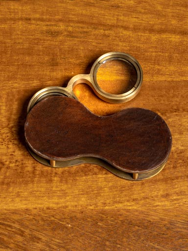 Double pocket magnifier leather case