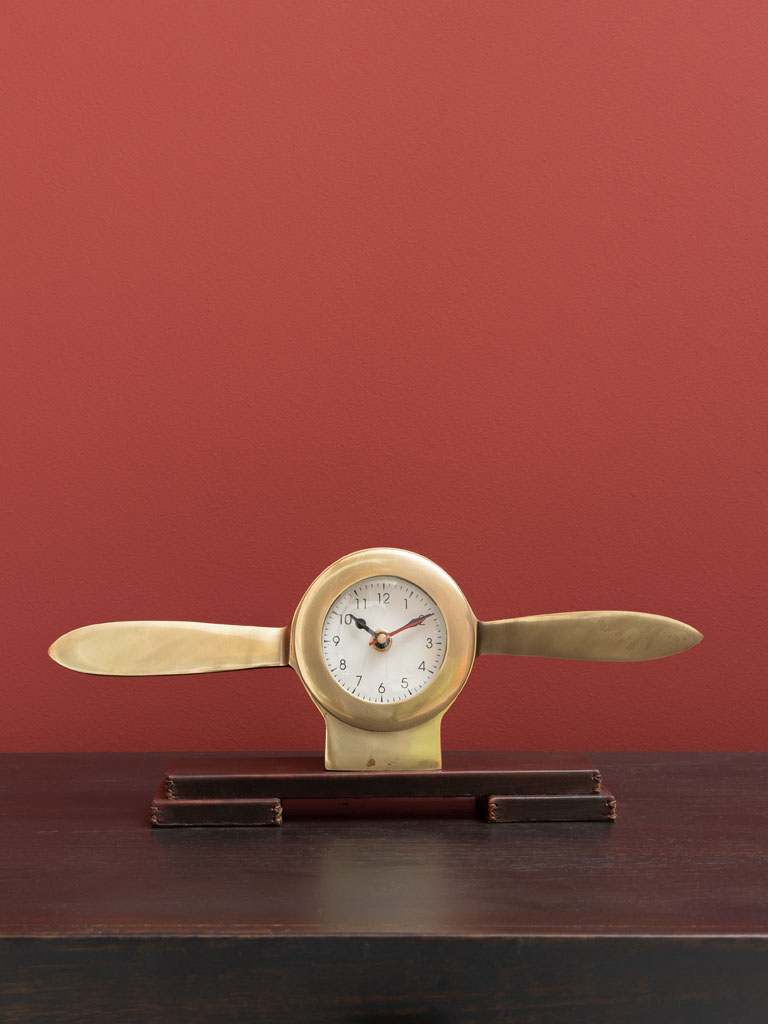 Propeller clock on leather base - 1