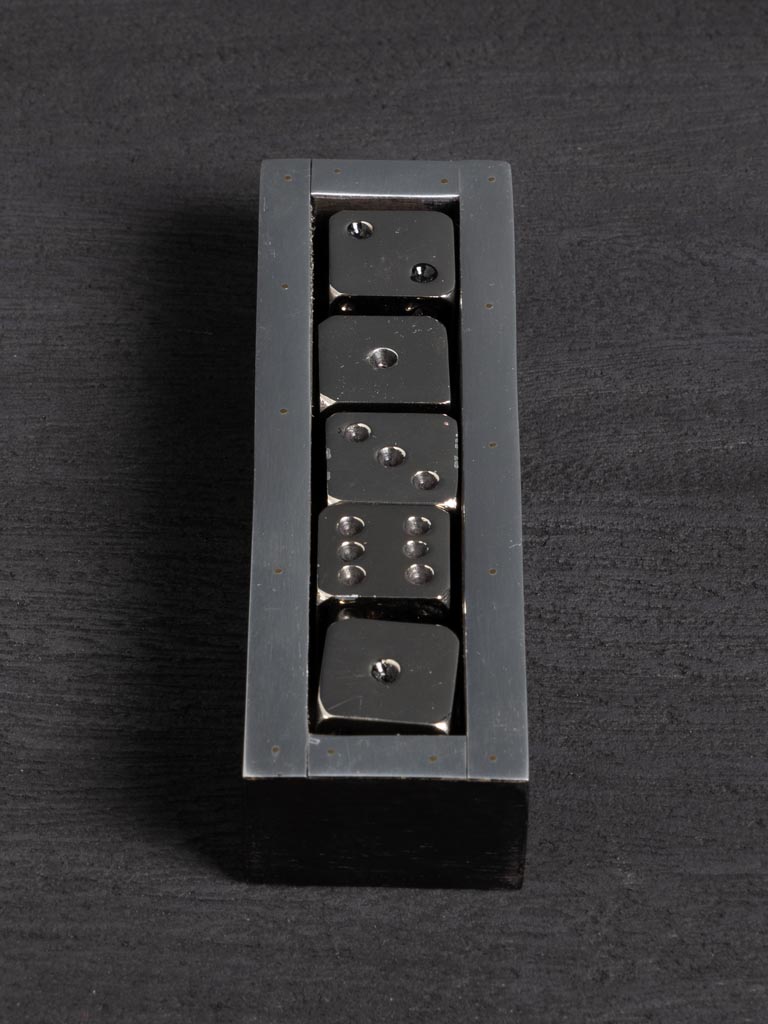 5 dices display in black resin - 3