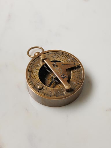 Magellan compass