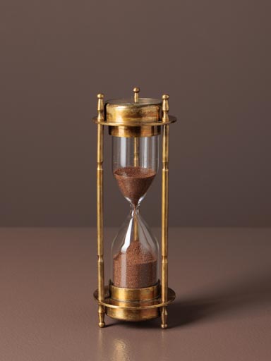Sandtimer with clock and compass