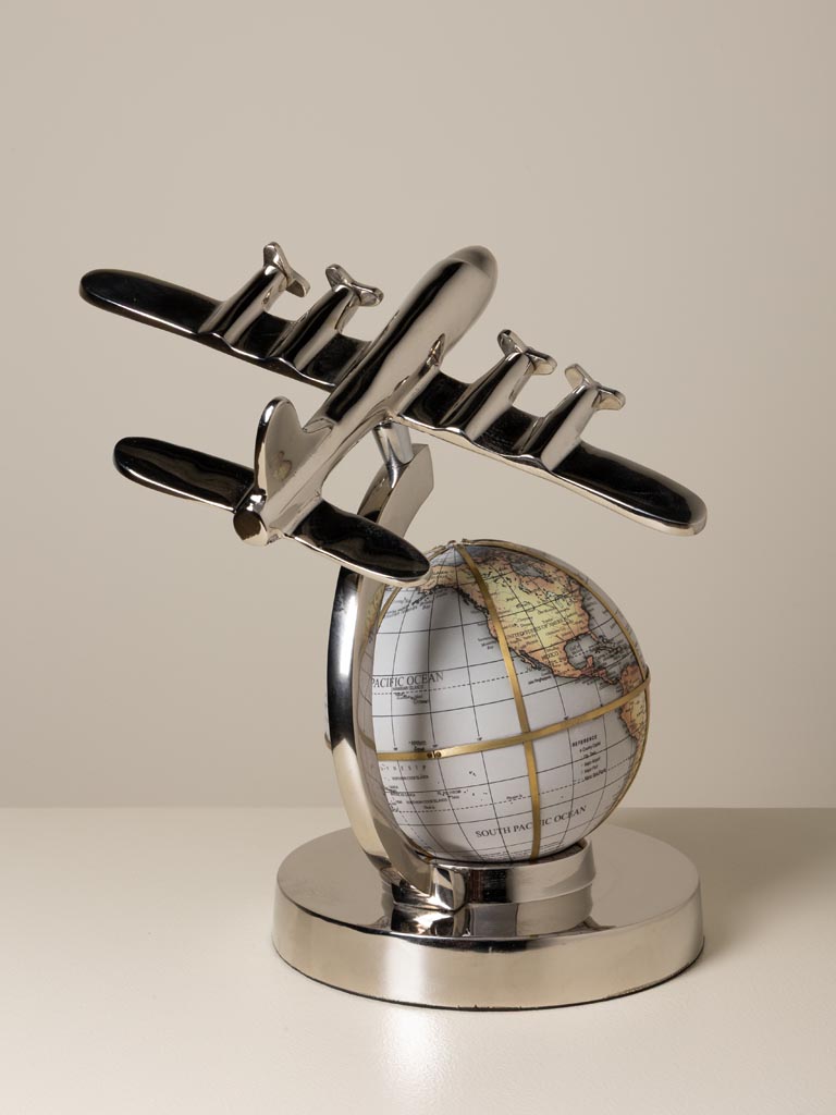 Globe with brass details Take off - 5