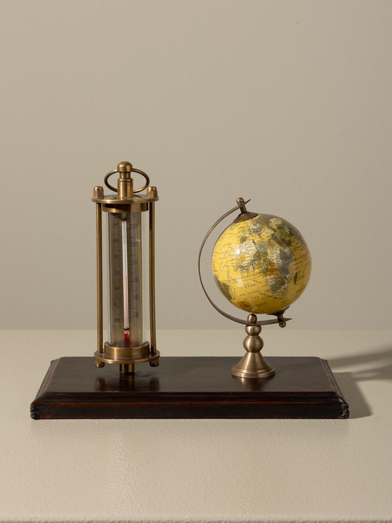 Globe and thermometer desk stand - 1