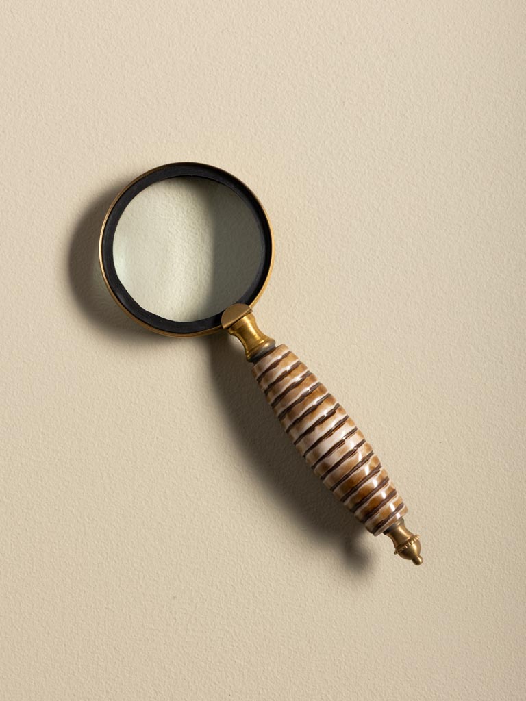 Magnifier with carved wood handle - 1
