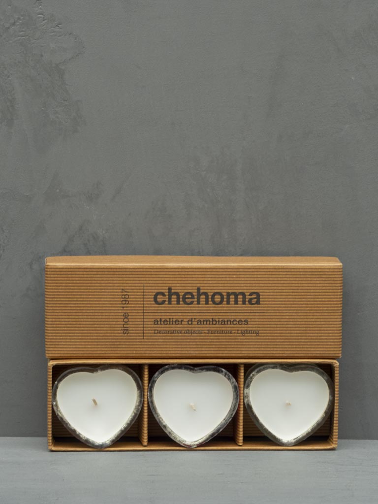 Gift box with 3 heart-shaped tealight holder - 1