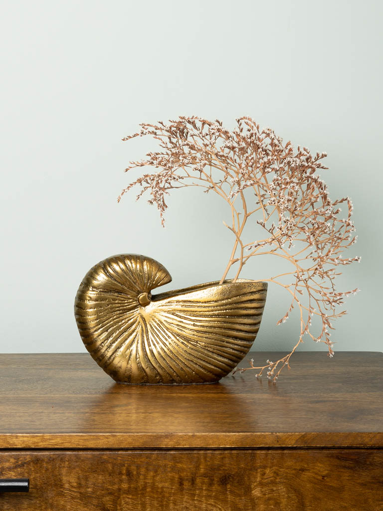 Golden shell vase for dry flowers - 1