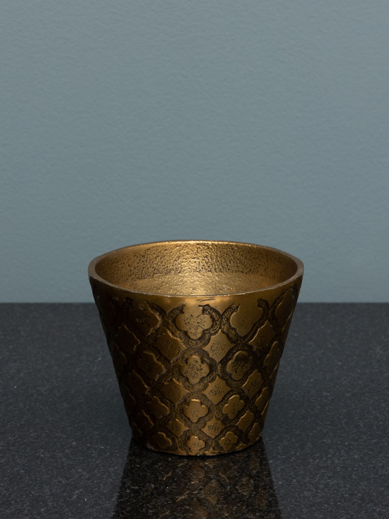 Golden engraved flower pot - 1