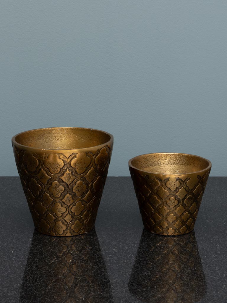 Golden engraved flower pot - 4