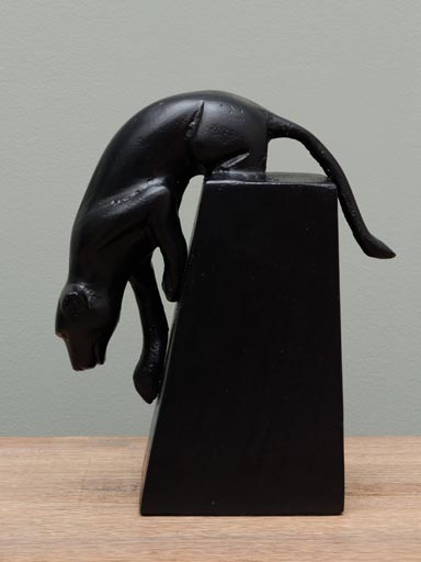 Shadow panther on base