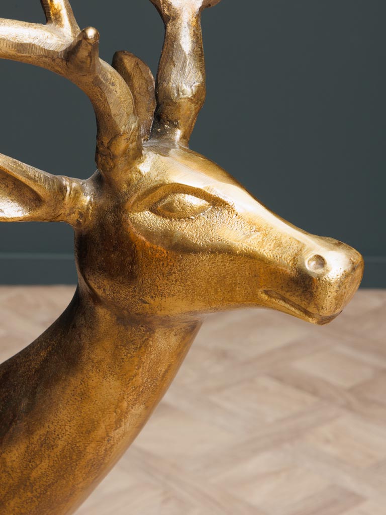 Golden deer head-up - 6