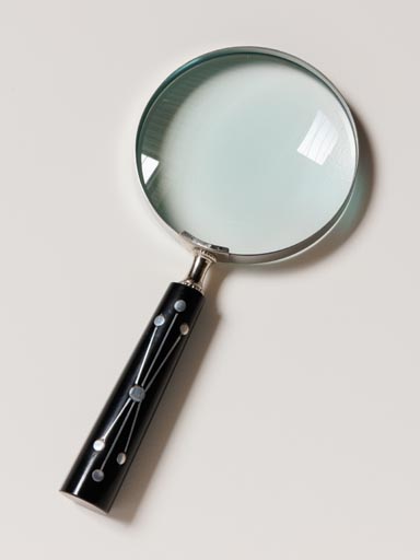 Magnifier black handle with silver ornement