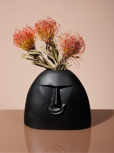 Small black flower vase face