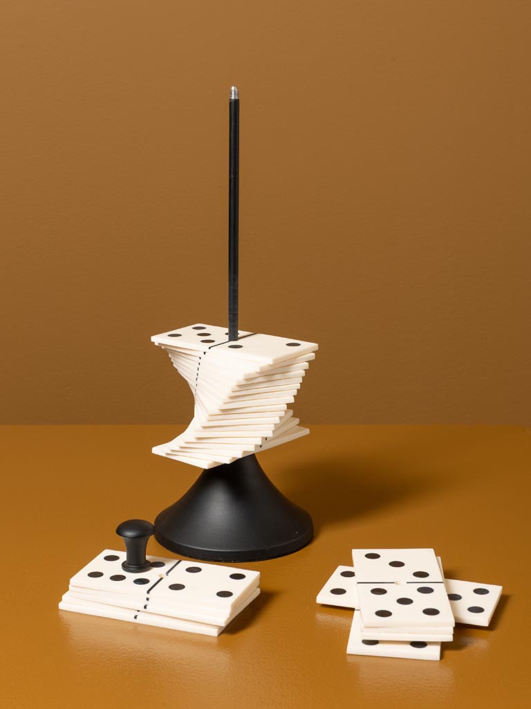 Colonne de dominos - 4