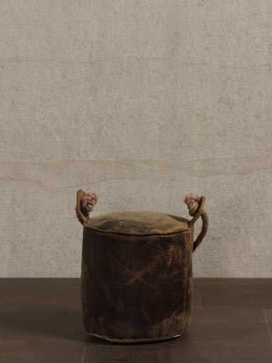Door stopper in buckskin style