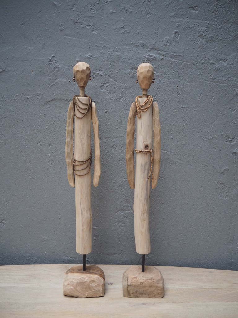 African couple in mango wood - 1