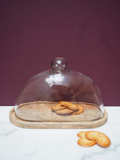 Oval wooden cake plate with cover