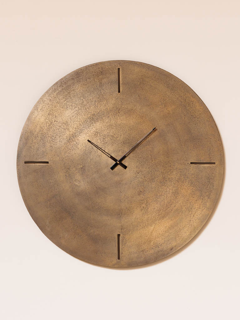 Wall clock James - 1