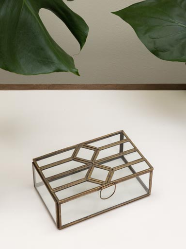 Small glass box with losange lid