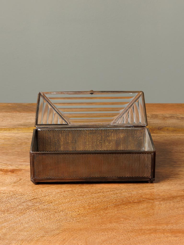 Box with stripped glass and mirror base - 5