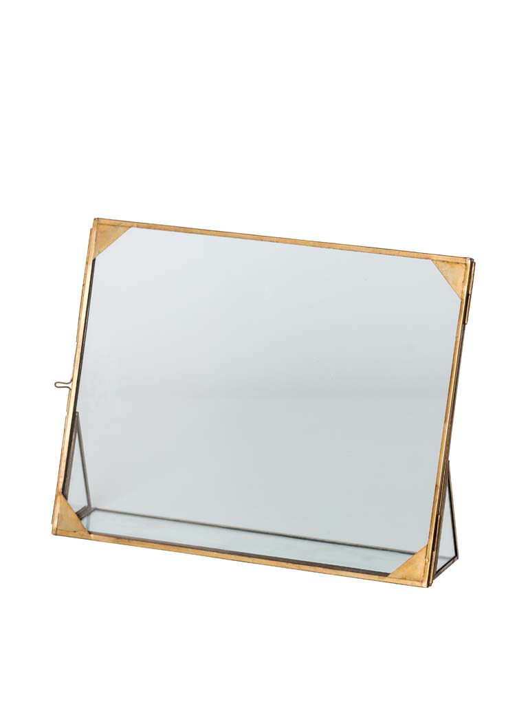 Photo frame with brass corners - 2