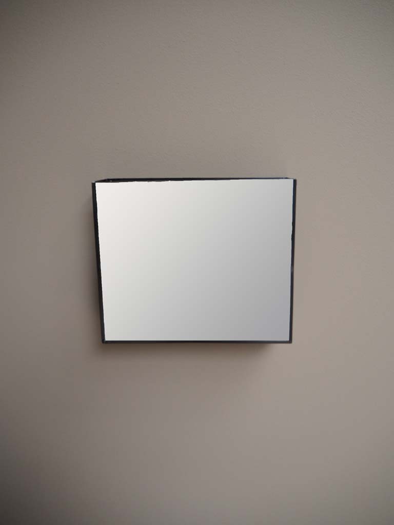 Mirror with secret shelf - 5