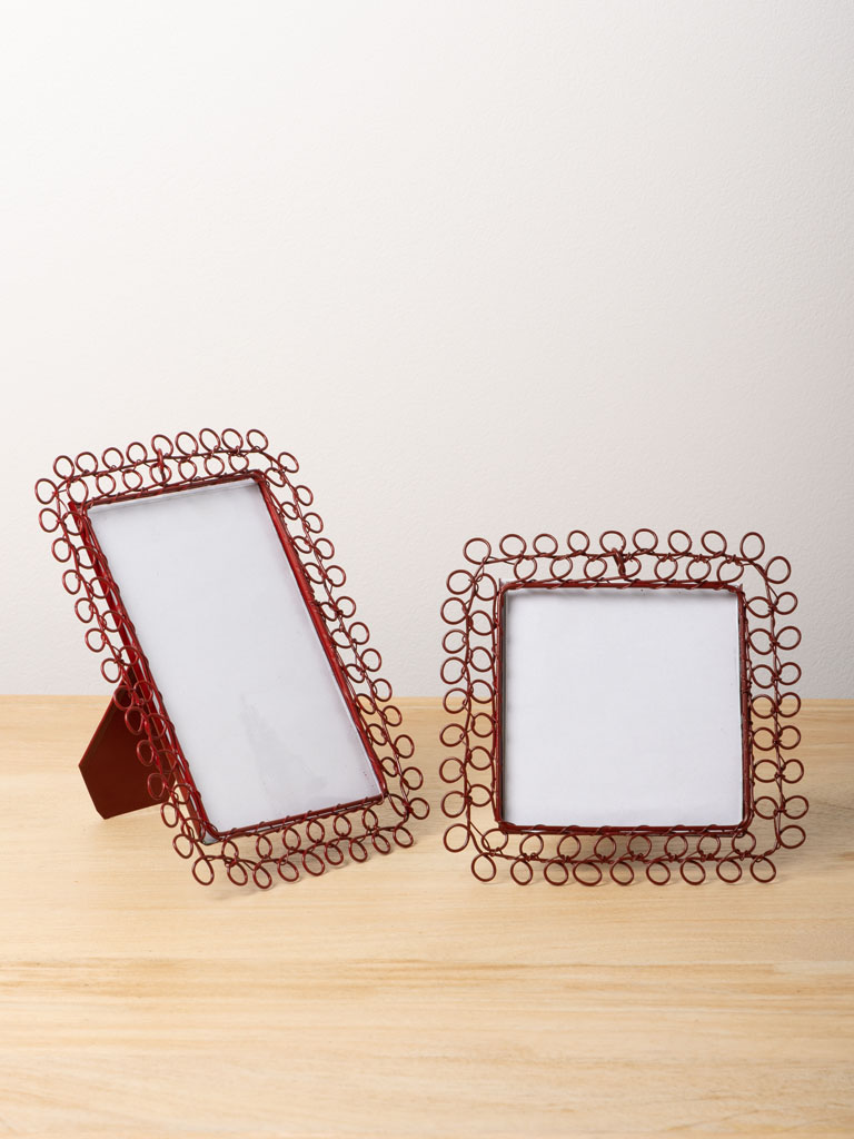 S/2 braided red metal photo frames - 1