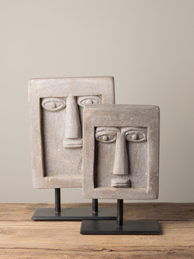 Large Moaï head greyish wood on iron stand - 4