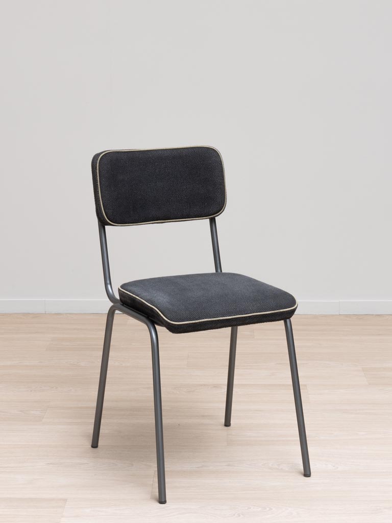Chaise noire Fairmont - 1