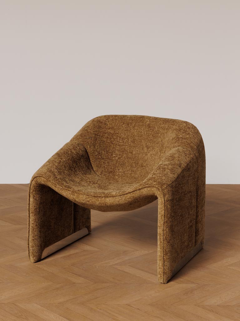 Brown armchair Cosmopolitan - 1