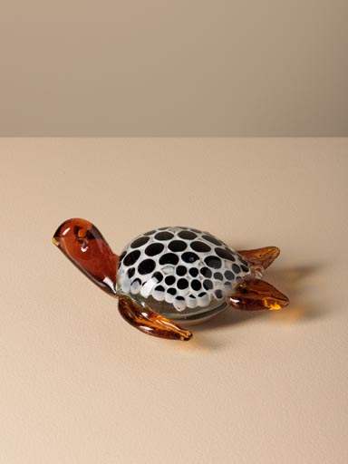 Dotted glass turtle