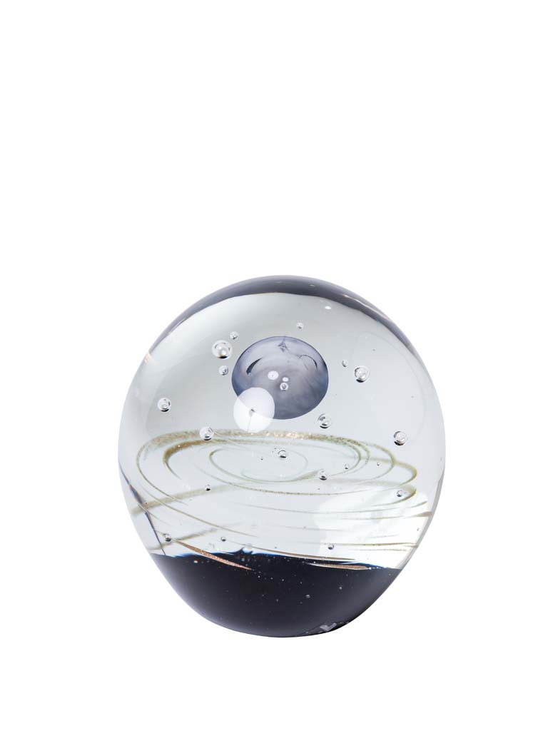 Glass paperweight 