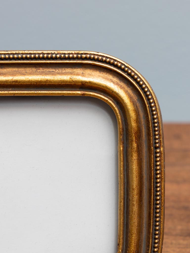 Small golden frame with rounded edges (9x9) - 4