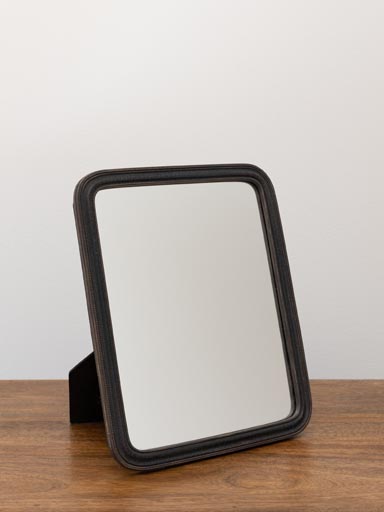 Black mirror rounded edges