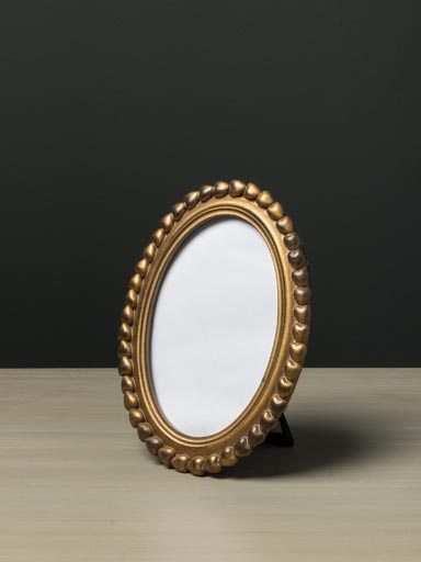Oval photo frame with heart edge (15x10)