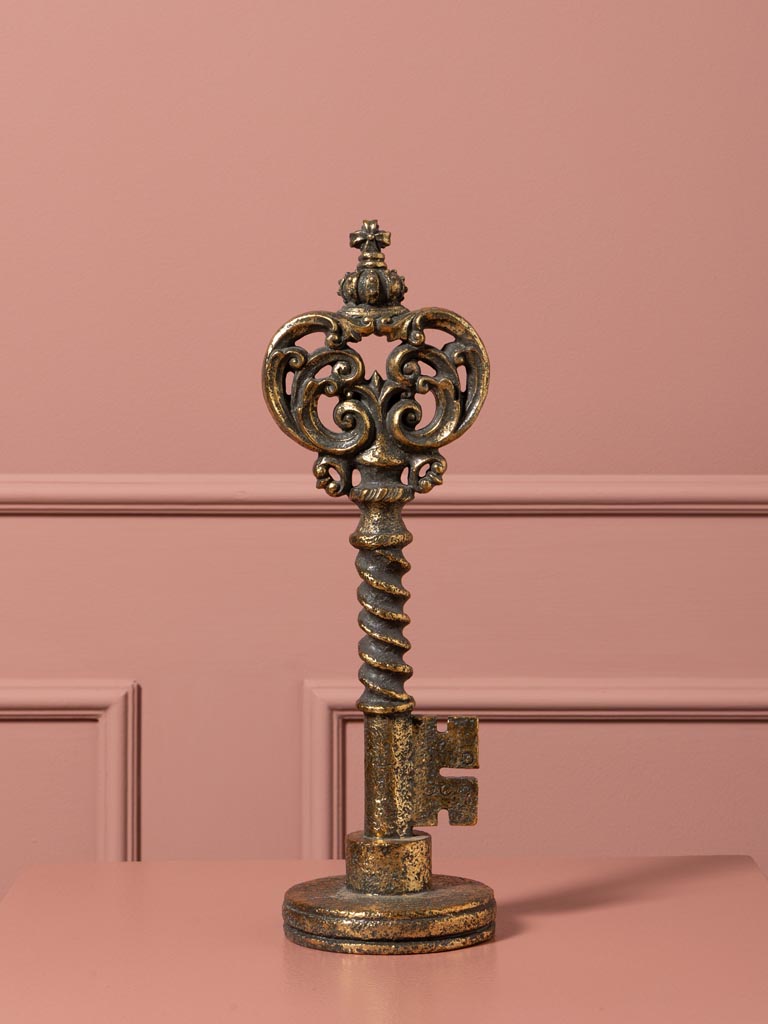 Antique gold key decoration Seruria - 1