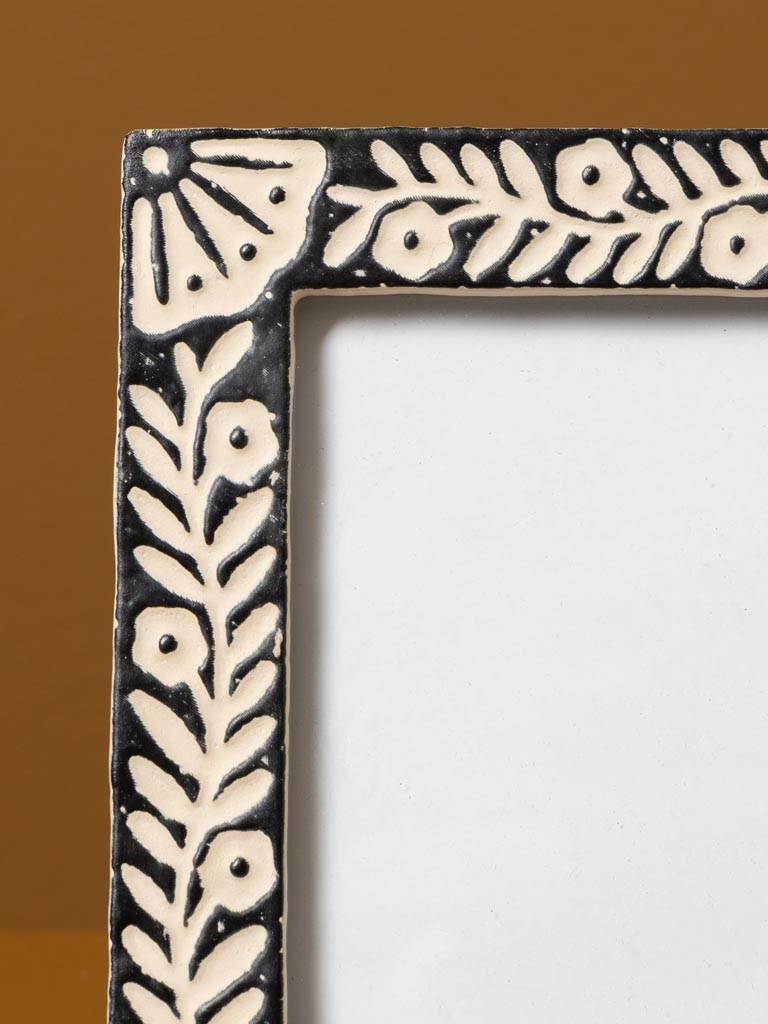 Porte photo noir contour fleuri beige (10x15) - 4