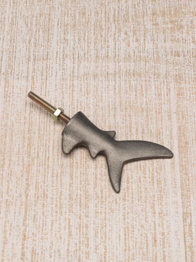 Shark tail knob