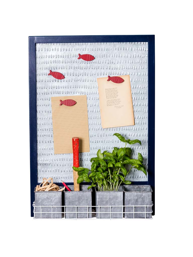 Zinc pannel with red fish magnets - 2