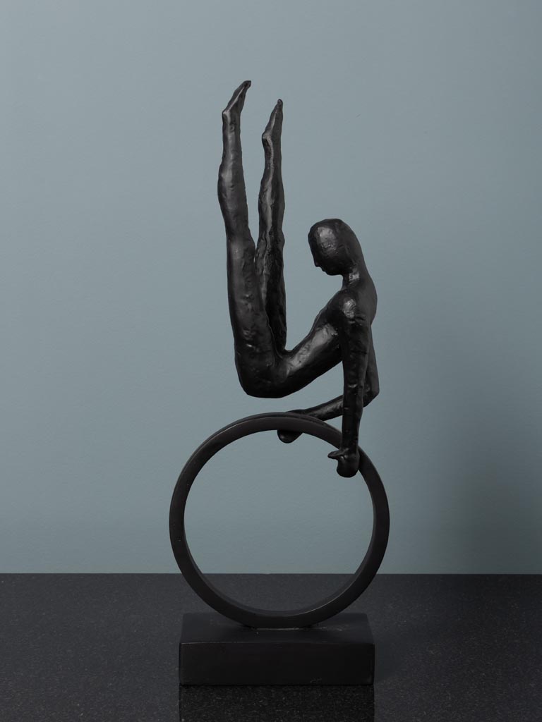 Figurine de gymnaste sur cercle - 6