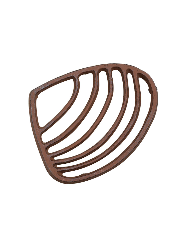 Cast iron rusty trivet shell shaped - 2