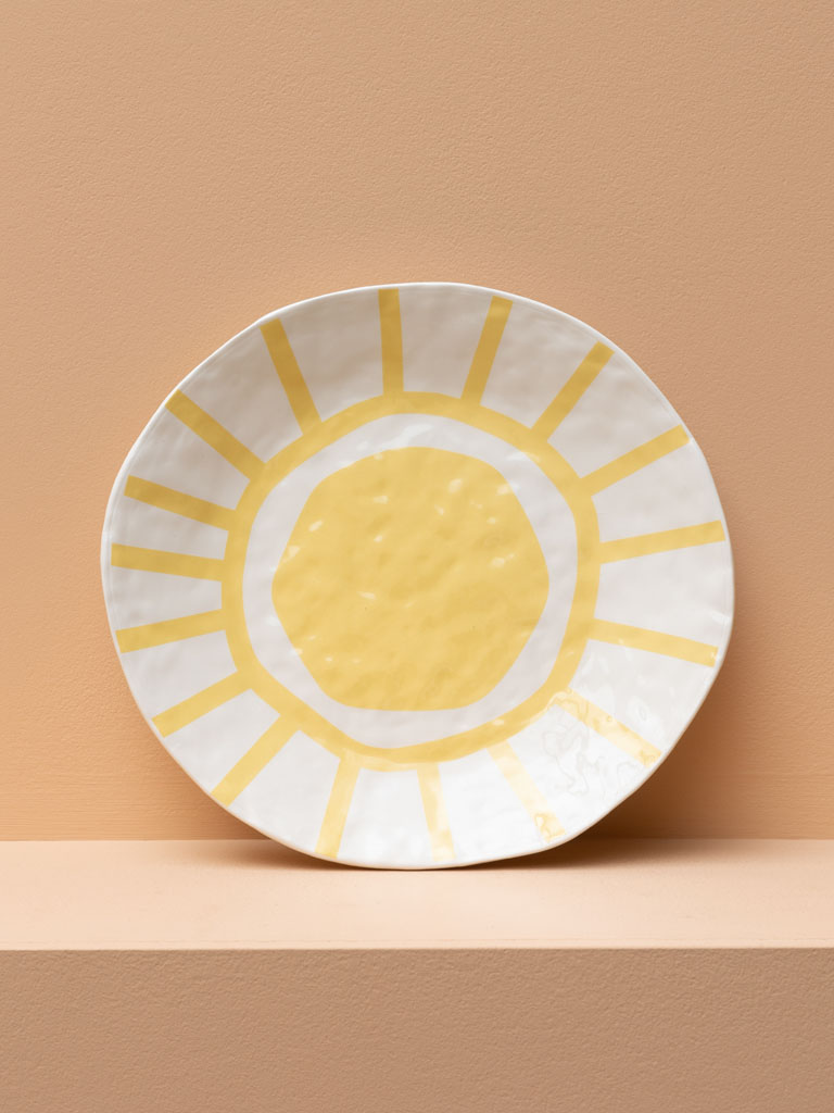 Dinner plate sunshine - 1