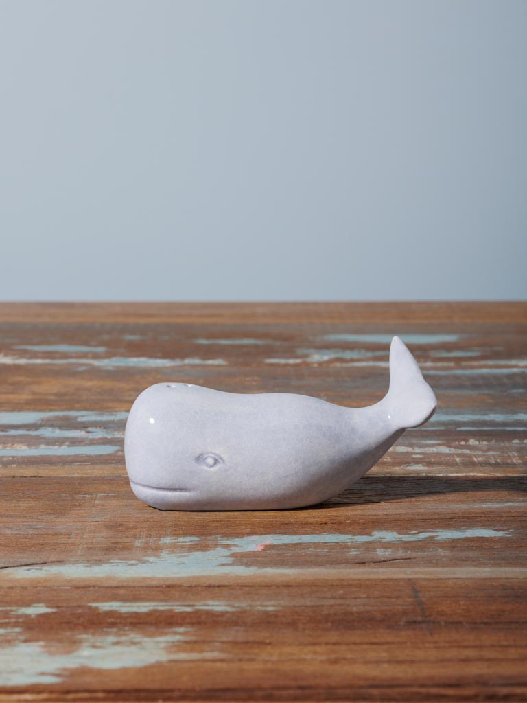 S/2 salt & pepper Whale - 4