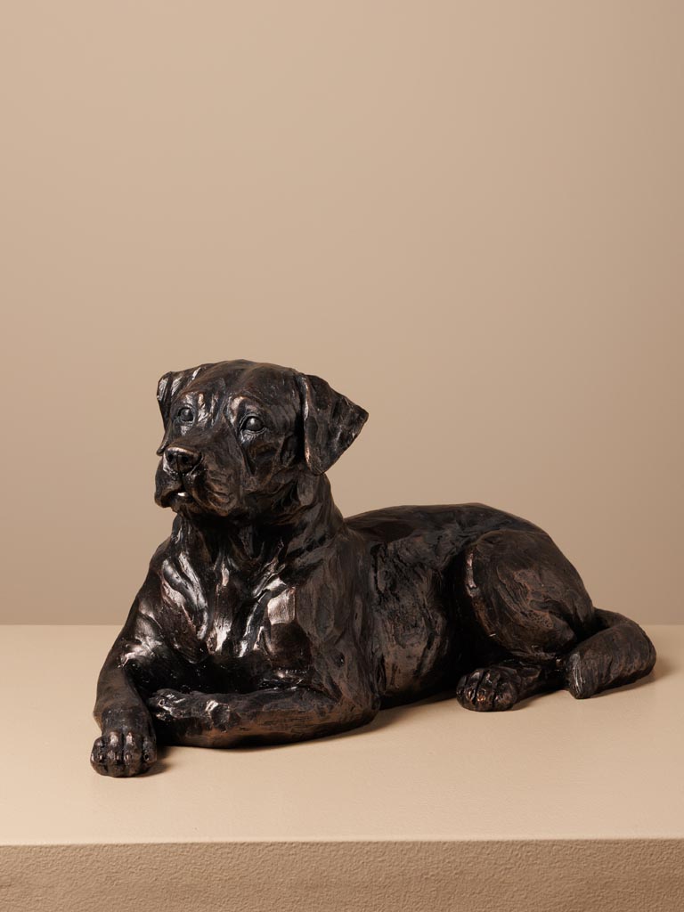 Lying black labrador figurine - 1