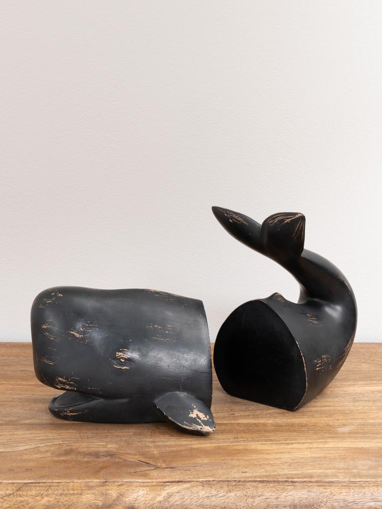 Bookend whale - 5