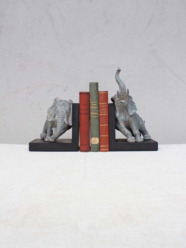 Bookend playing elephants - 1