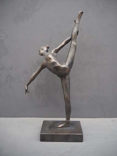 Deco ballet dancer Arabesque
