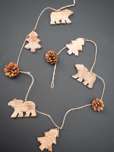 Guirlande d'ours et sapins en bois